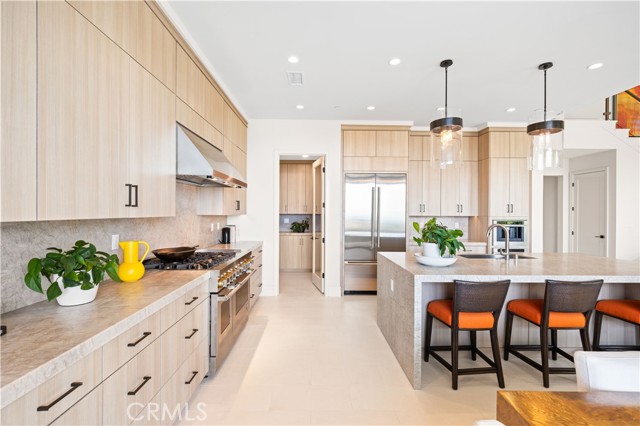 137 Prestigo, Irvine CA: https://media.crmls.org/medias/148681bc-3e37-4f36-9a72-b826f49c2b42.jpg
