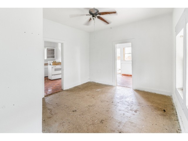 Detail Gallery Image 9 of 16 For 505 Pallesi St, Barstow,  CA 92311 - 4 Beds | 2 Baths