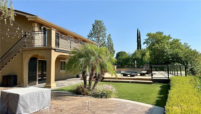 5433 Beeler Avenue, Woodland Hills CA: https://media.crmls.org/medias/14880265-312a-4d74-9073-358a2f8fb116.jpg