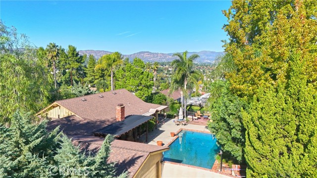 Detail Gallery Image 7 of 54 For 23421 Aetna St, Woodland Hills,  CA 91367 - 3 Beds | 2/1 Baths