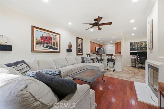 Detail Gallery Image 19 of 54 For 902 Solvay Aisle, Irvine,  CA 92606 - 2 Beds | 2 Baths