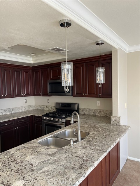 11395 Sherwood Drive, Garden Grove CA: https://media.crmls.org/medias/148832a6-faab-4712-a1b5-1d375c9b7a96.jpg