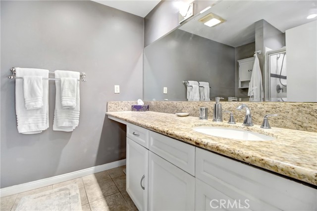 Detail Gallery Image 11 of 23 For 18550 Hatteras #4,  Tarzana,  CA 91356 - 2 Beds | 2/1 Baths