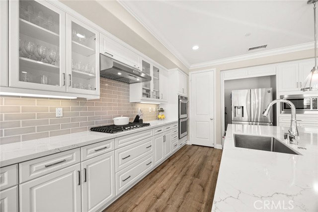 10095 Goldenrod Ct., Rancho Cucamonga CA: https://media.crmls.org/medias/148a324d-4fa9-49d1-99d5-1806ded8ffd6.jpg