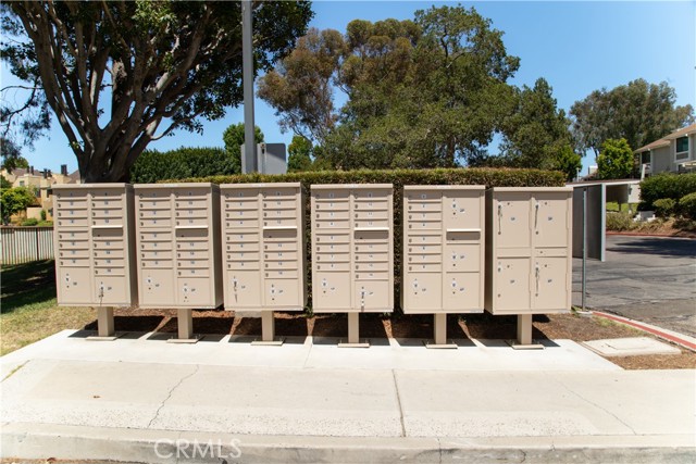 22171 Rim Pointe, Lake Forest CA: https://media.crmls.org/medias/148a8365-dc02-42ee-b3fb-eabc6201ad80.jpg