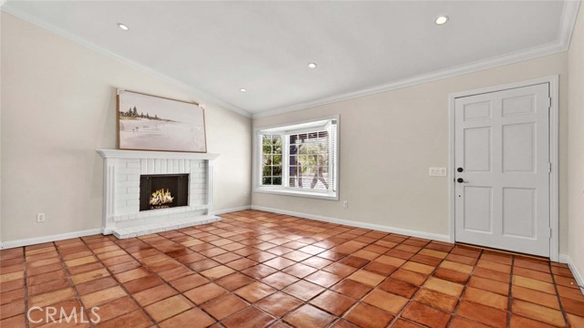 Detail Gallery Image 9 of 75 For 17452 Mayor Ln, Huntington Beach,  CA 92647 - 3 Beds | 2 Baths