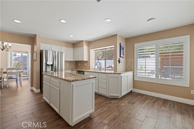 Detail Gallery Image 16 of 58 For 28711 Howard Marrie Ct, Saugus,  CA 91390 - 4 Beds | 3 Baths