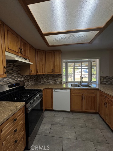 6708 Bequette Avenue, Pico Rivera CA: https://media.crmls.org/medias/148b57a0-3103-4ef7-9ea0-f59cf5619609.jpg