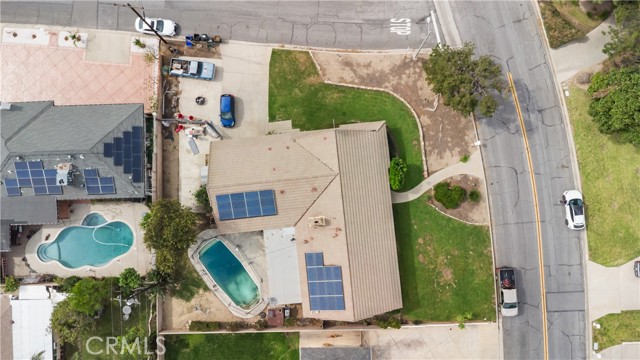 Detail Gallery Image 3 of 33 For 5818 Sycamore, Rialto,  CA 92377 - 3 Beds | 2/1 Baths