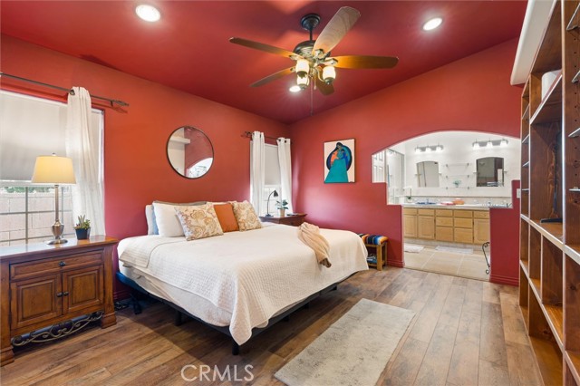 Image 18 of 35 For 518 213th