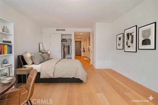877 Francisco, 1717 photo 31