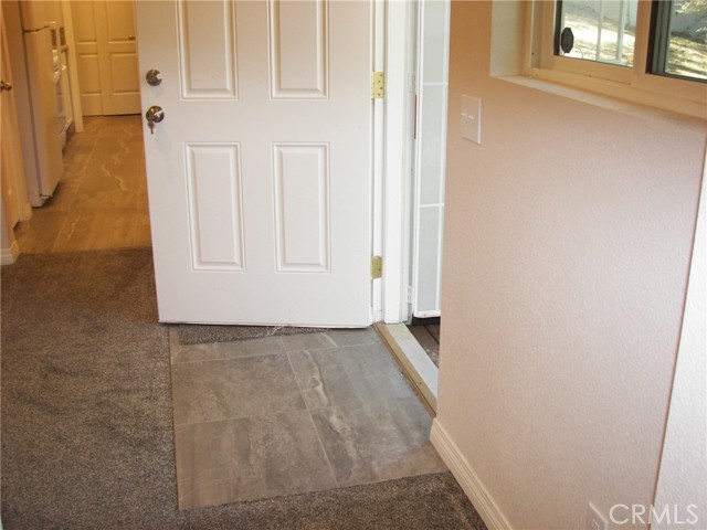 24977 Crest Forest Drive, Crestline CA: https://media.crmls.org/medias/14911738-e9c0-4cf2-a915-a7bcddd6e583.jpg