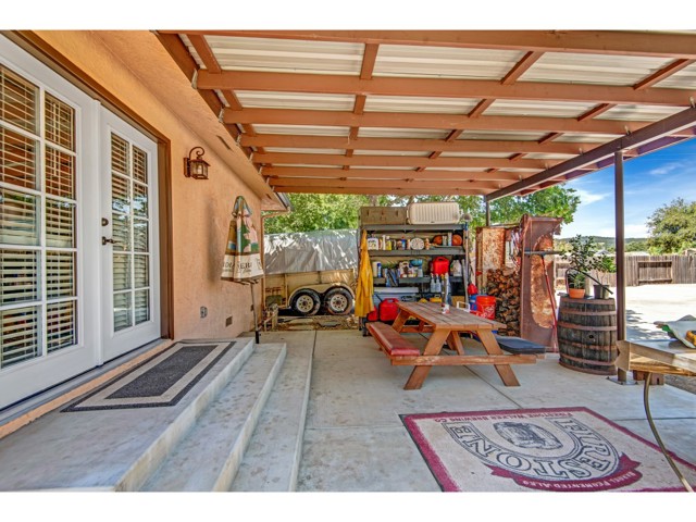 5400 Carrizo Road, Atascadero CA: https://media.crmls.org/medias/14918850-8ba3-4dbd-a63f-3ed562fb2482.jpg