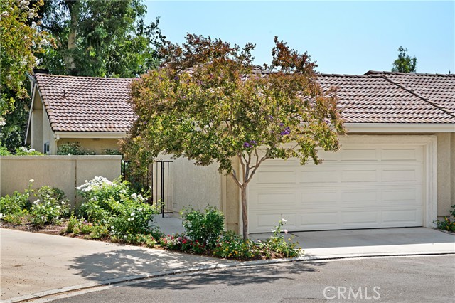 Detail Gallery Image 1 of 1 For 644 Campo Verde Ct, Oak Park,  CA 91377 - 2 Beds | 2 Baths