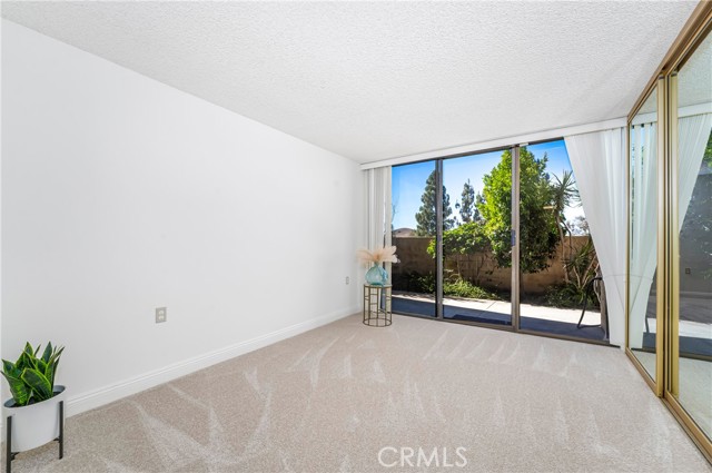 Detail Gallery Image 8 of 27 For 24055 Paseo Del Lago #103,  Laguna Woods,  CA 92637 - 2 Beds | 2 Baths