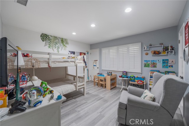622 S Indiana Street, Anaheim CA: https://media.crmls.org/medias/14939de1-3c38-45a6-be96-abbc19e49bdf.jpg