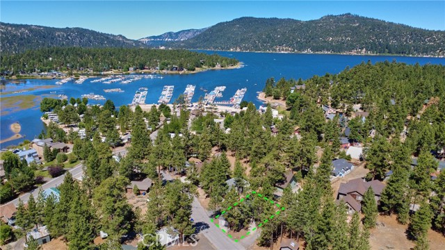 380 Canvasback Drive, Big Bear Lake CA: https://media.crmls.org/medias/1493edae-c1a1-4f47-a811-9a1194cd4b08.jpg