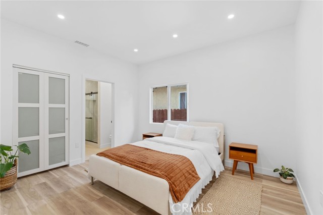 4442 Mettler Street, Los Angeles CA: https://media.crmls.org/medias/1493ef61-2cc2-4363-a35d-46a23d41d9da.jpg