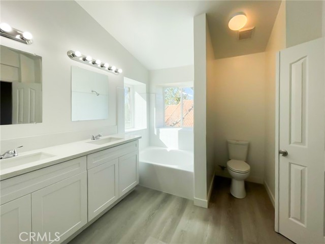 Detail Gallery Image 19 of 26 For 1768 Mesa Dr, Lancaster,  CA 93535 - 4 Beds | 3 Baths