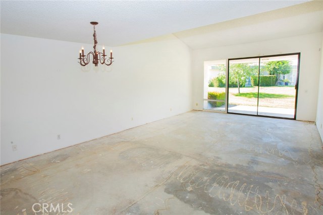Image 12 for 1713   Grand Bahama DR