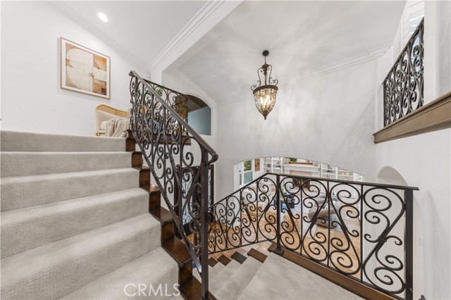 Image 36 of 40 For 25811 Jamon Lane