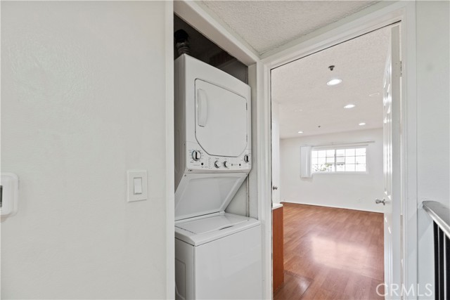 Detail Gallery Image 29 of 46 For 147 W Acacia Avenue Unit#104, Glendale,  CA 91204 - 2 Beds | 2/1 Baths