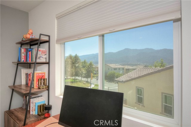 Detail Gallery Image 25 of 46 For 24218 Hillcrest, Corona,  CA 92883 - 3 Beds | 2/1 Baths