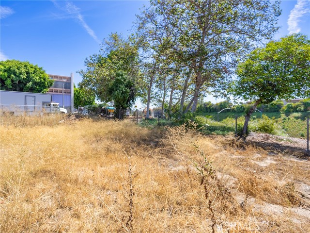 Detail Gallery Image 5 of 22 For 1014 Bartlett St, Los Angeles,  CA 90012 - – Beds | – Baths