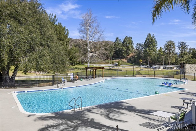 Detail Gallery Image 51 of 57 For 26817 Oak Branch Cir, Newhall,  CA 91321 - 2 Beds | 2 Baths