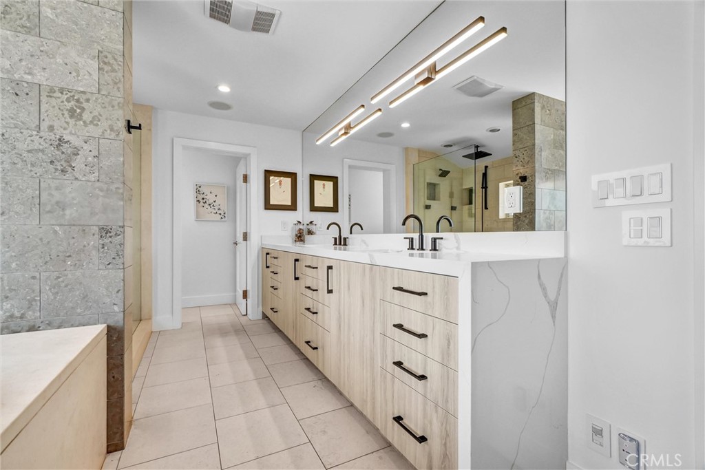 MLS #OC26094909 image #39