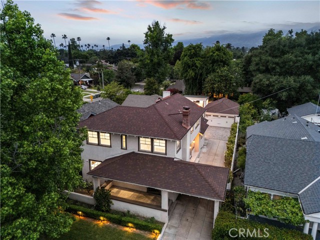 1281 E Orange Grove Boulevard, Pasadena CA: https://media.crmls.org/medias/149a25b9-2bc4-4dc3-90c3-1bd21817c1af.jpg