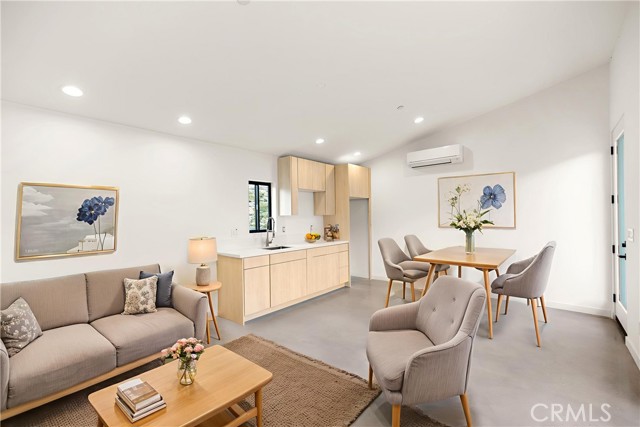 6218 Farrelo Road, Yucca Valley CA: https://media.crmls.org/medias/149a2cce-4a40-42d6-97df-3ace5f2f717d.jpg