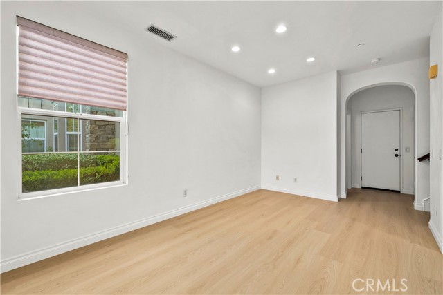 Detail Gallery Image 8 of 20 For 18 Notchbrook, Ladera Ranch,  CA 92694 - 3 Beds | 2/1 Baths