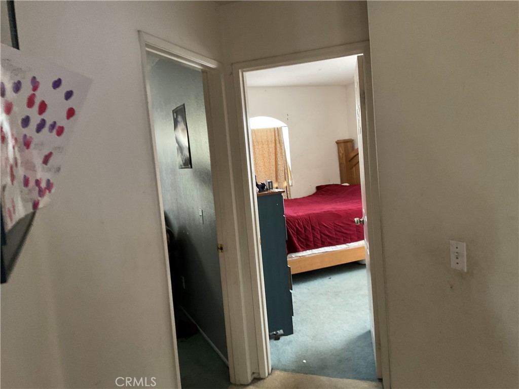 https://media.crmls.org/medias/149a4b1c-9773-46c9-9c41-c6e8e52bb1f4.jpg?preset=X-Large