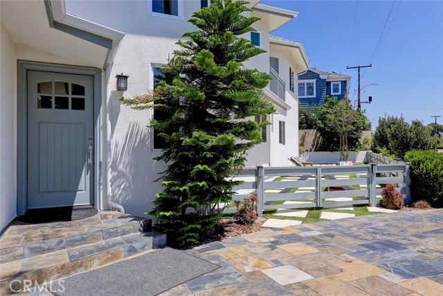 2615 Valley Drive, Manhattan Beach, California 90266, 5 Bedrooms Bedrooms, ,4 BathroomsBathrooms,Residential,Sold,Valley,SB22170134