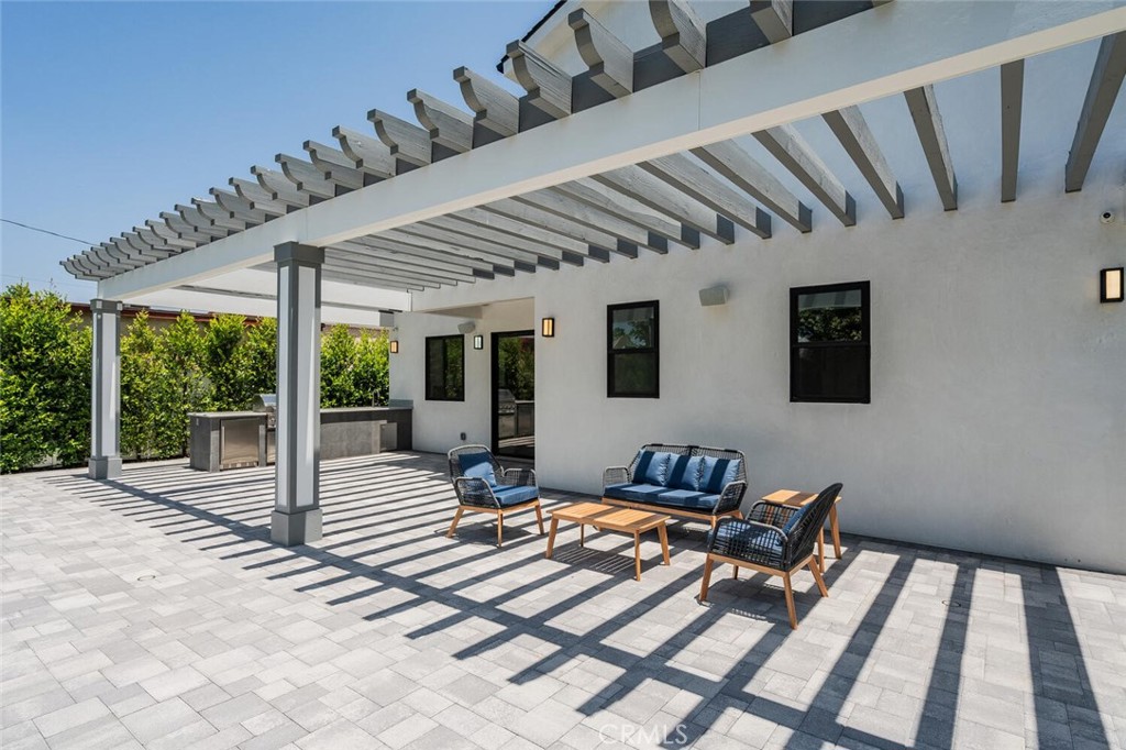 251 S Griffith Park DriveBurbank image #41