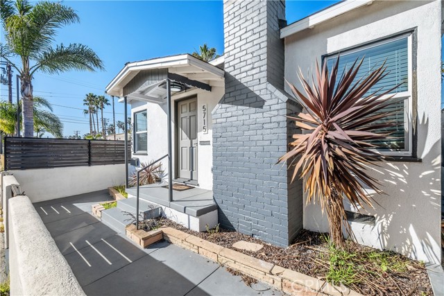 5715 Campo Walk, Long Beach, California 90803, ,Multi-Family,For Sale,Campo Walk,SB24041976