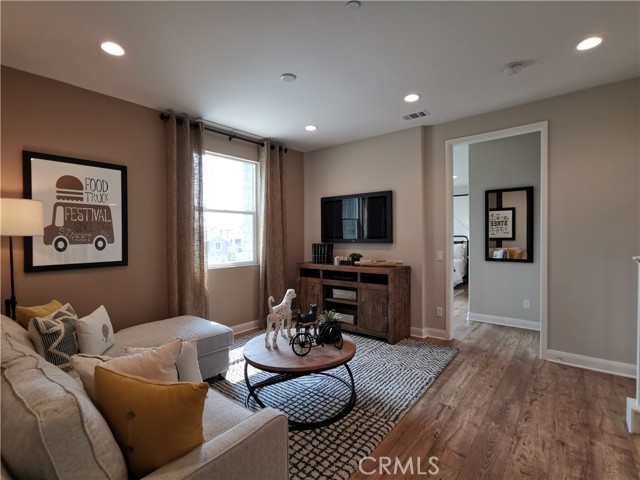 7467 Solstice Place, Rancho Cucamonga CA: https://media.crmls.org/medias/149cef5a-e12b-4803-a9f7-bedb01b79084.jpg