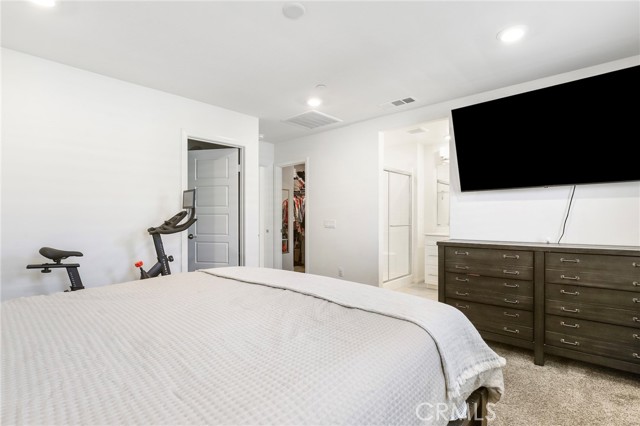 Detail Gallery Image 18 of 31 For 27605 Sawtooth Ln, Canyon Country,  CA 91387 - 3 Beds | 2/1 Baths