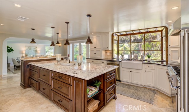 7 Ponderosa Lane, Rolling Hills Estates, California 90274, 5 Bedrooms Bedrooms, ,2 BathroomsBathrooms,Residential,Sold,Ponderosa,PV21223898