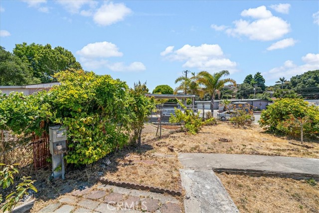 10 Mono Court, Grover Beach CA: https://media.crmls.org/medias/149f8fc6-7ea0-49d2-822b-3f45f3a15041.jpg