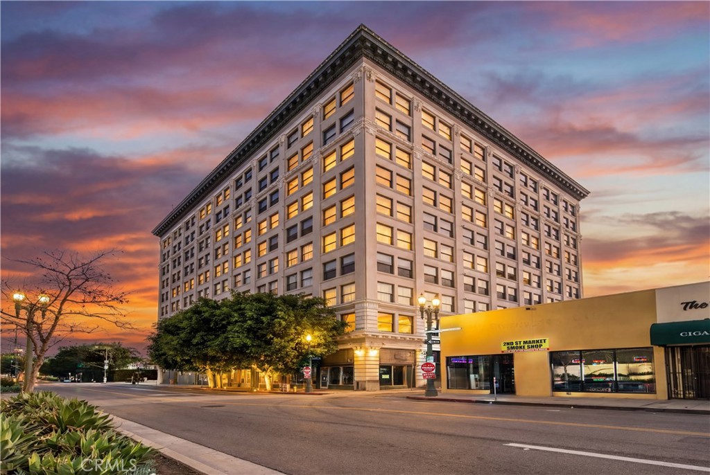 108 W 2nd Street #410