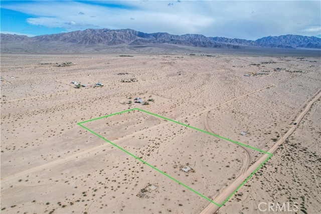 Image 1 of 21 For 82480 Pipeline Road