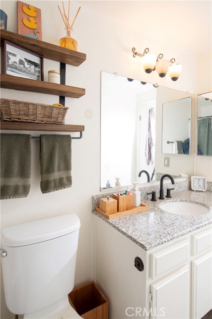 Detail Gallery Image 40 of 42 For 20807 Roscoe Bld #12,  Winnetka,  CA 91306 - 3 Beds | 2/1 Baths