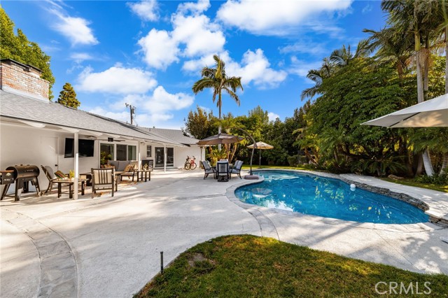 5371 Grandview Avenue, Yorba Linda CA: https://media.crmls.org/medias/14a30f9a-c16a-4a74-9c17-f7acc7c6e993.jpg