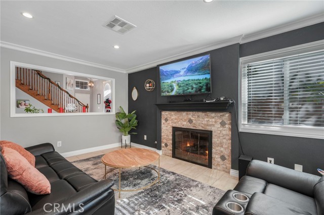 Detail Gallery Image 9 of 43 For 3670 Windstorm Way, Riverside,  CA 92503 - 4 Beds | 2/1 Baths