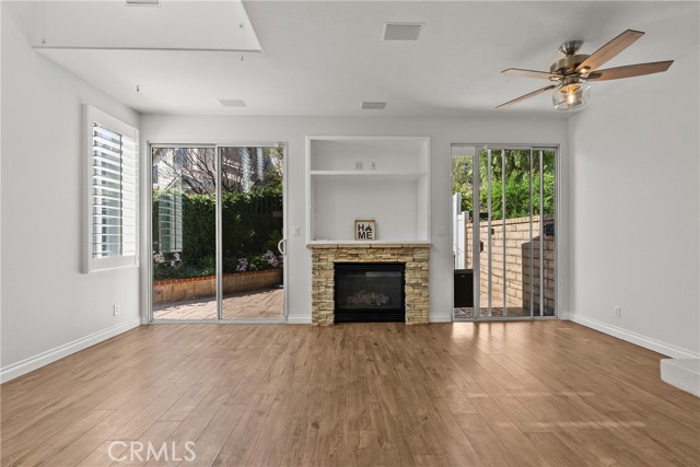 Detail Gallery Image 9 of 72 For 23147 Napa, Valencia,  CA 91354 - 2 Beds | 3 Baths