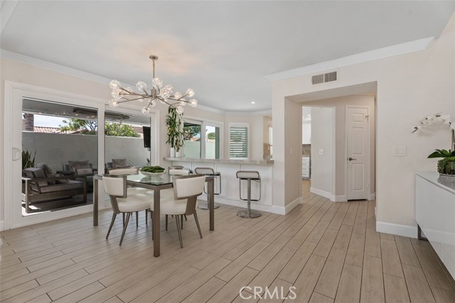 Detail Gallery Image 13 of 47 For 43 Gannet Ln, Newport Beach,  CA 92660 - 3 Beds | 2/1 Baths