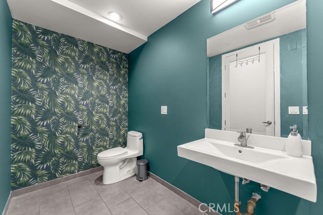 433 Pine Avenue, Long Beach CA: https://media.crmls.org/medias/14a508de-3d31-4288-b6e2-72f0d55e0ff8.jpg