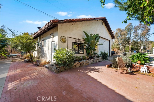 2311 Rose Road, Fallbrook CA: https://media.crmls.org/medias/14a52202-e3da-42b1-a2fd-2b5c57a8b1de.jpg